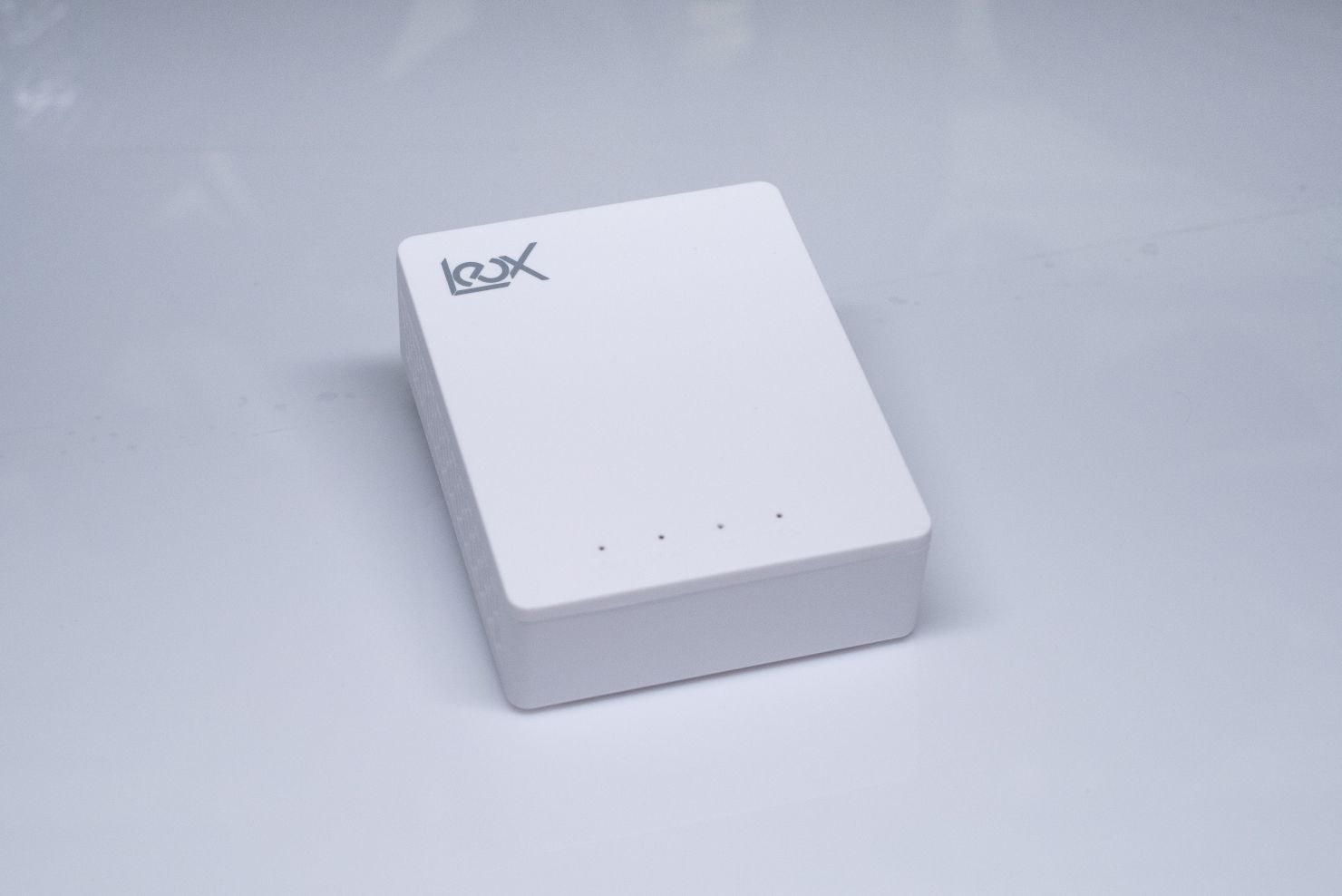 LEOX LXT-010G-D GPON ONT 1 x GE, 1 x GPON + SC/APC | Coretel.eu
