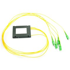 PLC 1x4-G657A1-SC/APC-2mm/1m PLAST BOX - optický rozbočovač 1x4, G657A1, SC/APC konektory, priemer kábla: 2mm, dĺžka kábla: 1m, plastový box: 100*80*10mm